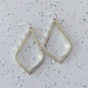 Kendra Scott Sophee Drop Earrings in Gold